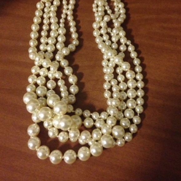 J. Crew 5-Strand Pearl Twisted Hammock Necklace - Picture 10 of 11